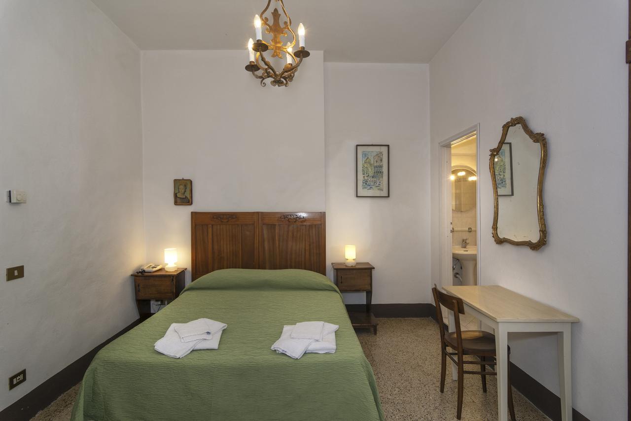 Hotel Casa Diocesana Di Lucca Kültér fotó